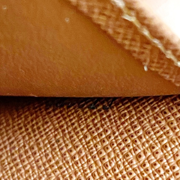 ❌SOLD❌NWT Louis Vuitton Key 6 Holder, M62630 - Picture 12 of 15